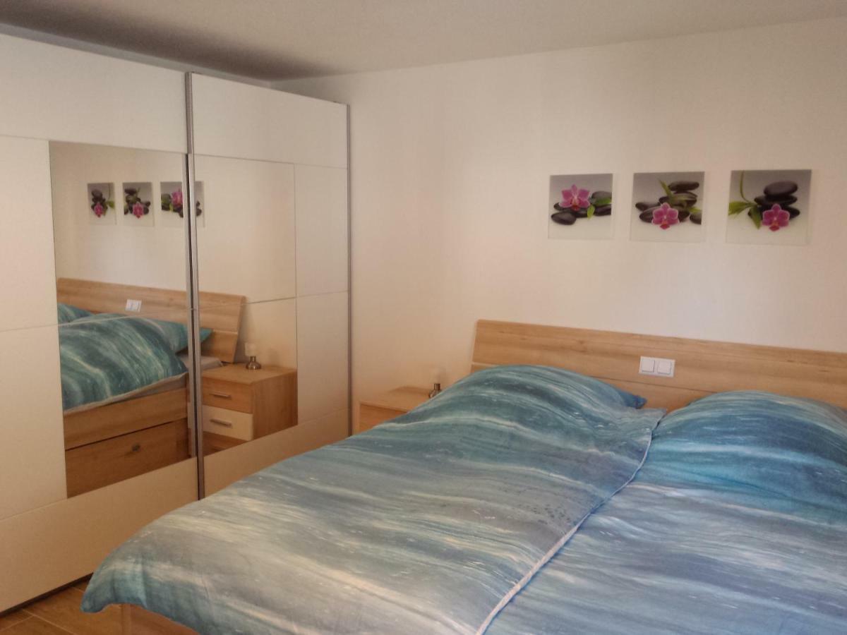 Caro'S Ferienwohnung Haard Екстериор снимка