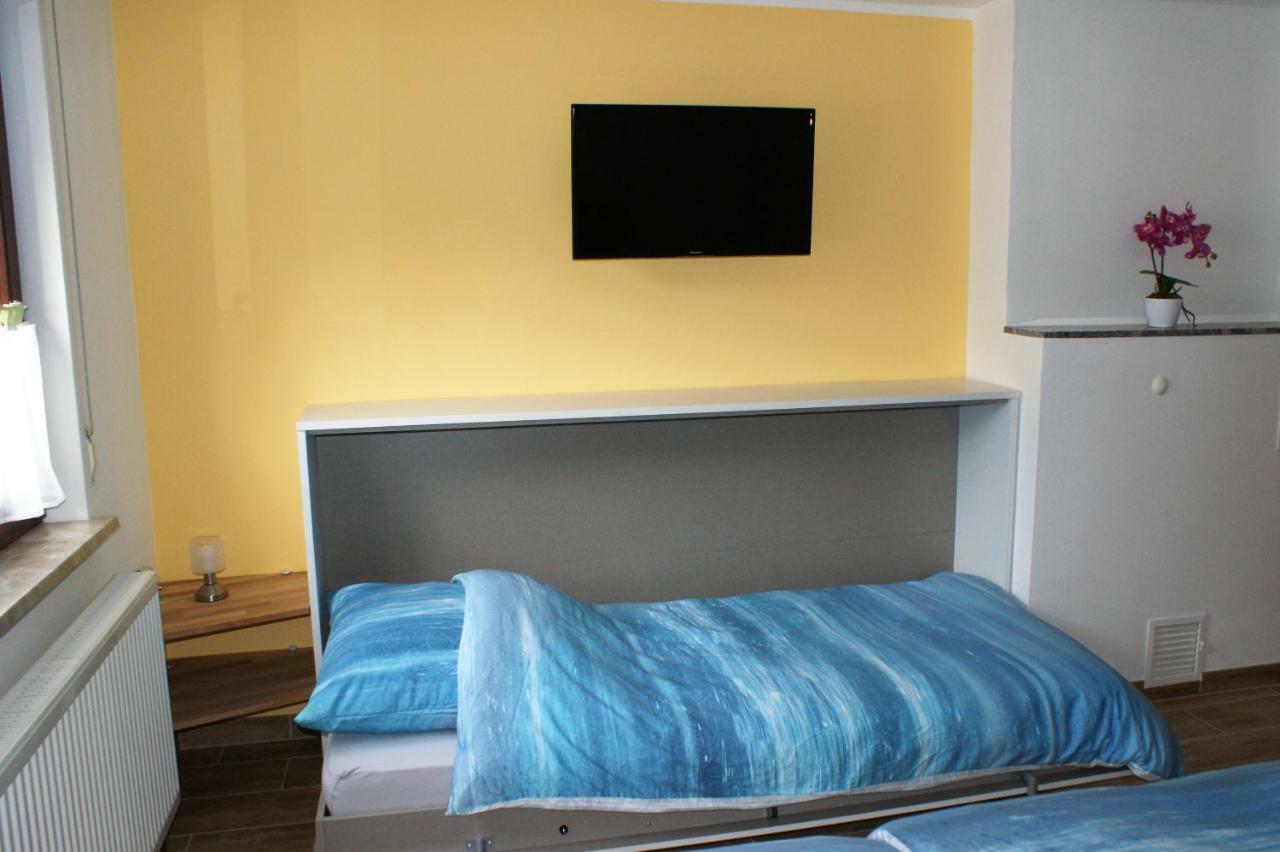 Caro'S Ferienwohnung Haard Екстериор снимка