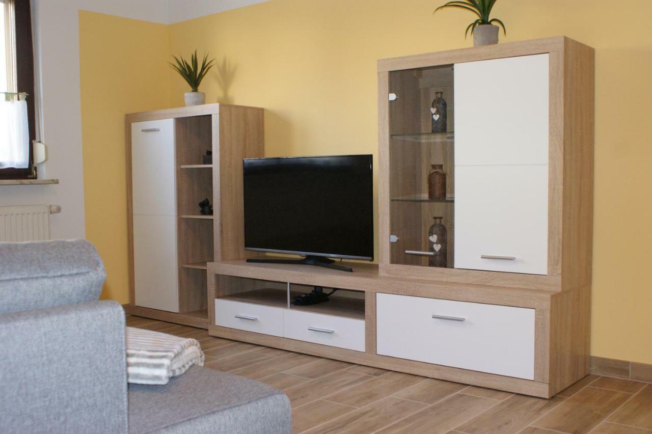 Caro'S Ferienwohnung Haard Екстериор снимка